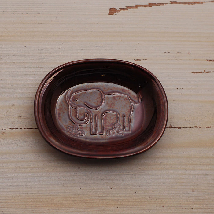 Kurashiki Design Toraneko Bonbon Oval Bean Plate (Elephant Brown)
